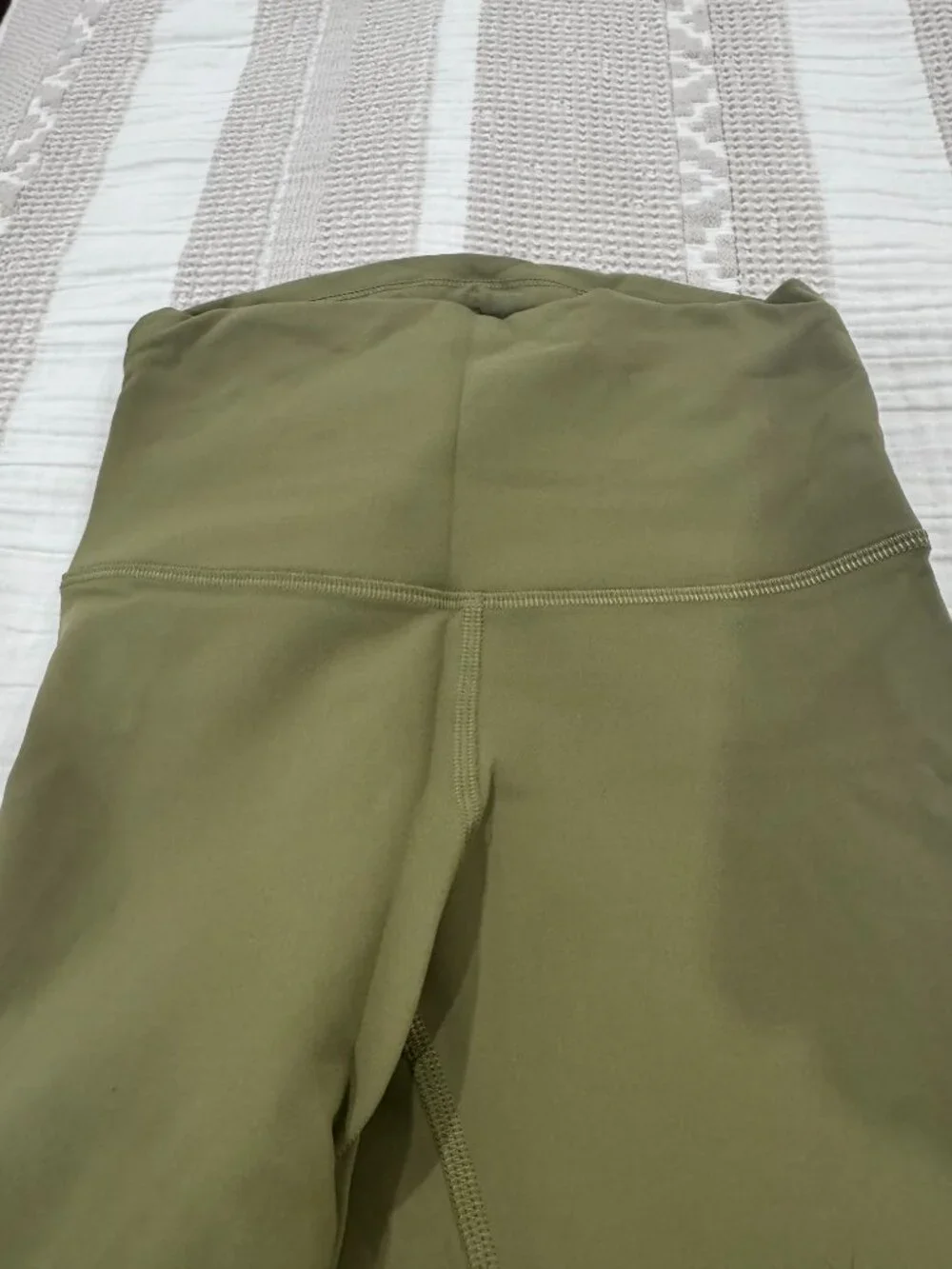 Lululemon Wunder Train 22